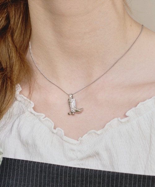 GIUNON(ジウノン)の「boots motif necklace / ブーツモチーフネックレス(ネックレス・レディース・シルバー・FREE)」の18枚目の写真