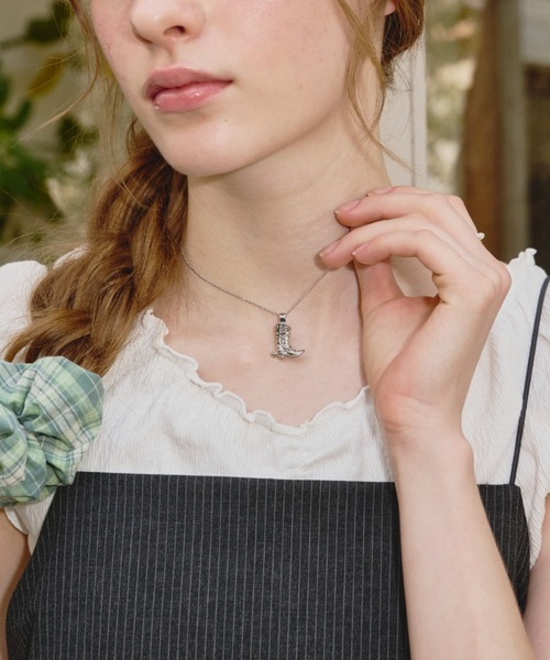GIUNON(ジウノン)の「boots motif necklace / ブーツモチーフネックレス(ネックレス・レディース・シルバー・FREE)」の19枚目の写真