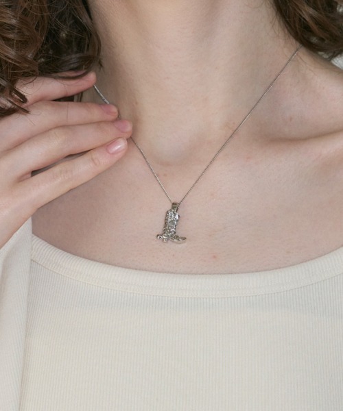 GIUNON(ジウノン)の「boots motif necklace / ブーツモチーフネックレス(ネックレス・レディース・シルバー・FREE)」の21枚目の写真