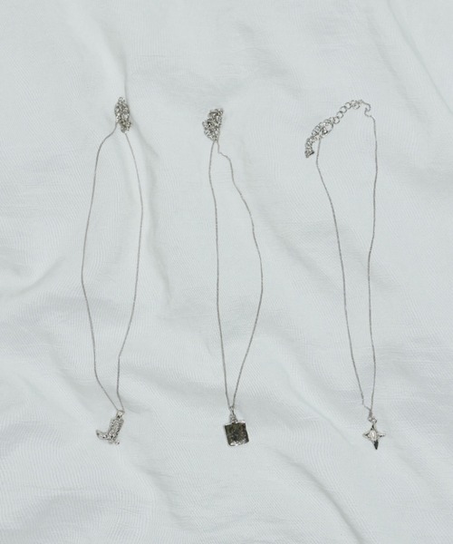 GIUNON(ジウノン)の「boots motif necklace / ブーツモチーフネックレス(ネックレス・レディース・シルバー・FREE)」の6枚目の写真