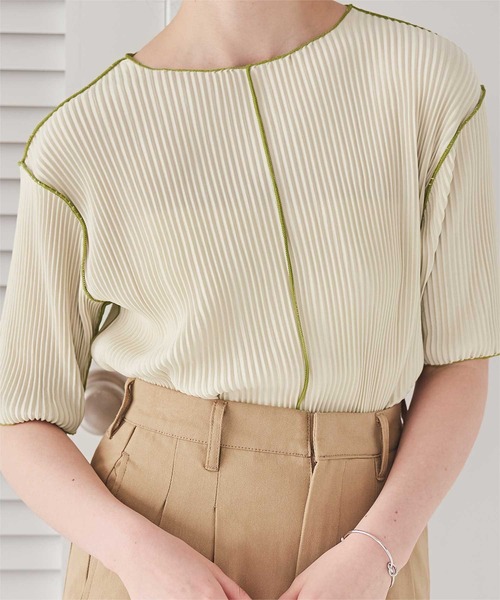 titivate（ティティベイト）の「プリーツメロー配色トップス（Tシャツ/カットソー・レディース・ブラック/ベージュ/アイボリー・FREE）」の8枚目の写真