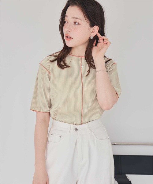 titivate（ティティベイト）の「プリーツメロー配色トップス（Tシャツ/カットソー・レディース・ブラック/ベージュ/アイボリー・FREE）」の20枚目の写真