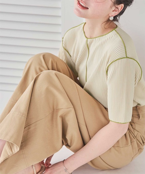 titivate（ティティベイト）の「プリーツメロー配色トップス（Tシャツ/カットソー・レディース・ブラック/ベージュ/アイボリー・FREE）」の6枚目の写真