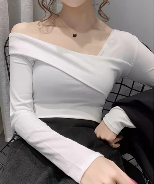 ROOPTOKYO（ループトウキョウ）の「2WAY オフショルデザイン トップス 秋物 秋服 2026年秋冬（Tシャツ/カットソー・レディース・ホワイト/レッド・S/M）」の5枚目の写真