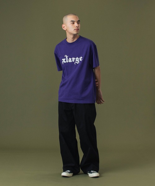 XLARGE（エクストララージ）の「PATCHED LOGO S/S TEE（Tシャツ/カットソー・メンズ・パープル/ホワイト/ブラック・S/M/L/XL）」の9枚目の写真