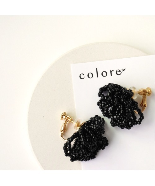 tone(トーン)の「【colore】【colore】ビーズのシャワータッセルイヤリング(MA)(イヤリング・レディース・ブラック・FREE)」の1枚目の写真