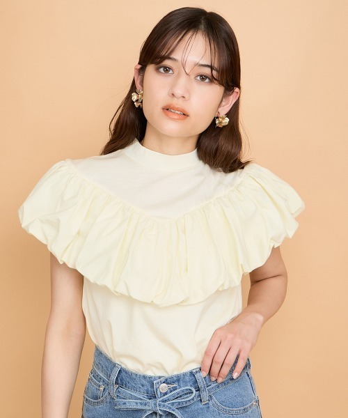 QUEENS COURT(クイーンズコート)の「シルケットカットフリルトップス≪手洗い可能≫(Tシャツ/カットソー・レディース・イエロー/ブラック/オフホワイト・M)」の1枚目の写真