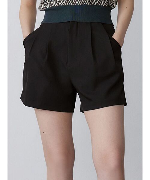 MURUA（ムルーア）の「【セットアップ対応】ダブルタックショートパンツ（その他パンツ・レディース・ブラック/ネイビー/グレー/モカ・1/2）」の2枚目の写真