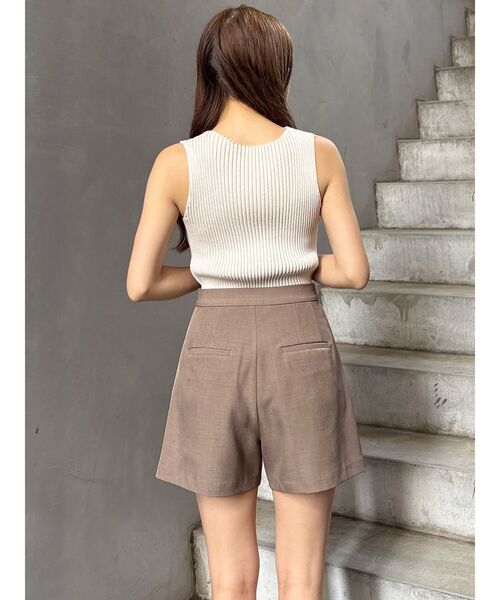 MURUA（ムルーア）の「【セットアップ対応】ダブルタックショートパンツ（その他パンツ・レディース・ブラック/ネイビー/グレー/モカ・1/2）」の5枚目の写真