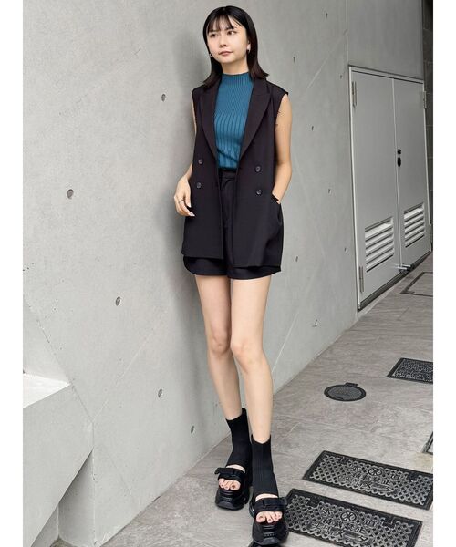 MURUA（ムルーア）の「【セットアップ対応】ダブルタックショートパンツ（その他パンツ・レディース・ブラック/ネイビー/グレー/モカ・1/2）」の12枚目の写真