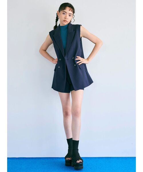 MURUA（ムルーア）の「【セットアップ対応】ダブルタックショートパンツ（その他パンツ・レディース・ブラック/ネイビー/グレー/モカ・1/2）」の19枚目の写真