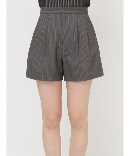 MURUA（ムルーア）の「【セットアップ対応】ダブルタックショートパンツ（その他パンツ・レディース・ブラック/ネイビー/グレー/モカ・1/2）」の22枚目の写真