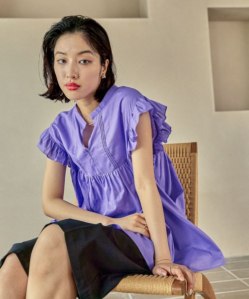 LEPSIM（レプシィム）の「コットンボイルノースリブラウス　575317（シャツ/ブラウス・レディース・ブラック/オフホワイト/ベージュ/パープル・FREE）」の4枚目の写真