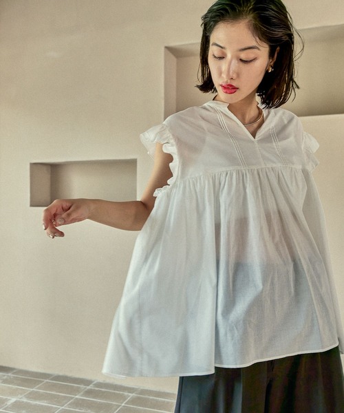 LEPSIM（レプシィム）の「コットンボイルノースリブラウス　575317（シャツ/ブラウス・レディース・ブラック/オフホワイト/ベージュ/パープル・FREE）」の16枚目の写真