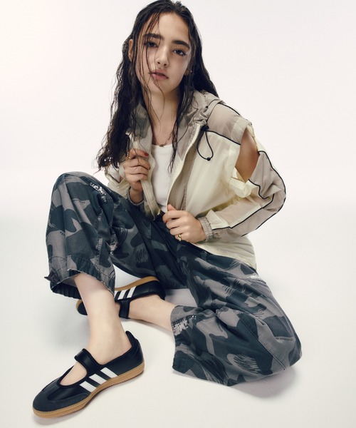 AVIREX（アヴィレックス）の「CAMOUFLAGE CARGO LONG PANTS/カモフラージュカーゴロングパンツ（カーゴパンツ・レディース・ブラック/オリーブ・M/S）」の3枚目の写真