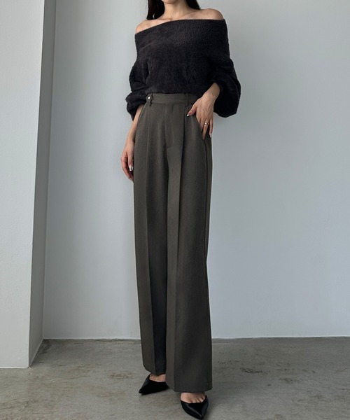 Louere(ルエレ)の「ベルトデザインパンツ(スラックス・レディース・チャコール/アイボリー/ブラック・X-LARGE/LARGE/MEDIUM/SMALL)」の3枚目の写真