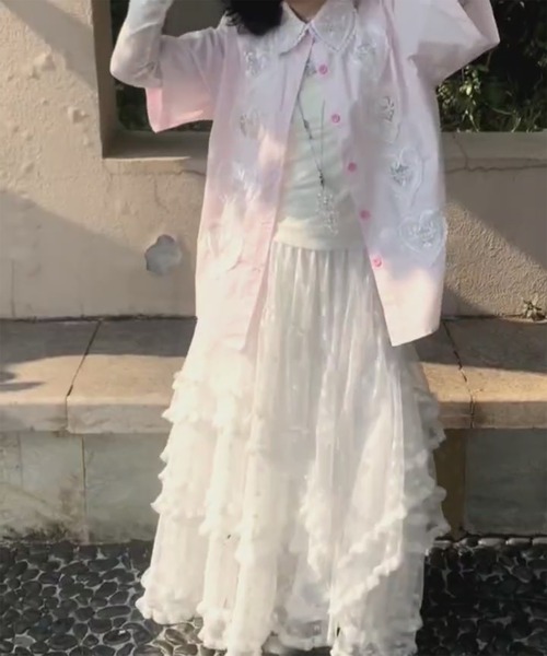 AsheKsha(アシクシャ)の「[新作】ラブハートくり抜きシャツ(Tシャツ/カットソー・レディース・ピンク/ブルー/ホワイト・S/M/L)」の4枚目の写真