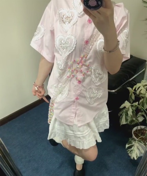 AsheKsha(アシクシャ)の「[新作】ラブハートくり抜きシャツ(Tシャツ/カットソー・レディース・ピンク/ブルー/ホワイト・S/M/L)」の10枚目の写真