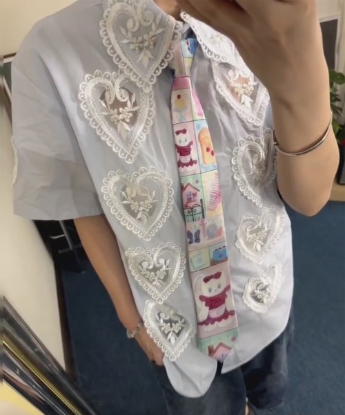 AsheKsha(アシクシャ)の「[新作】ラブハートくり抜きシャツ(Tシャツ/カットソー・レディース・ピンク/ブルー/ホワイト・S/M/L)」の17枚目の写真