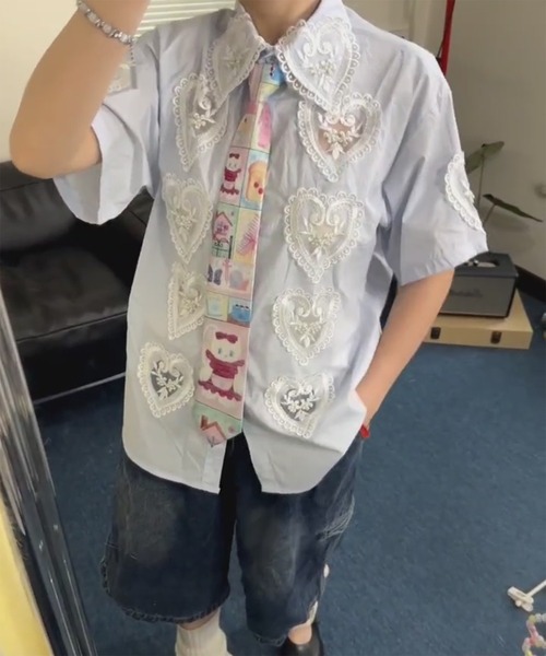AsheKsha(アシクシャ)の「[新作】ラブハートくり抜きシャツ(Tシャツ/カットソー・レディース・ピンク/ブルー/ホワイト・S/M/L)」の18枚目の写真