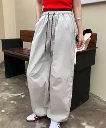 タック ボリューム パラシュート ワイド パンツ