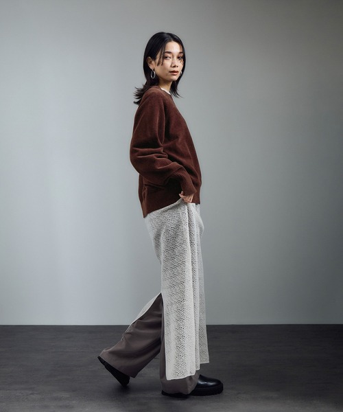 SALON adam et rope'（サロン アダム エ ロペ）の「クロップドプルオーバー-CreamyCotton /クリーミーコットン-（スウェット・レディース・オフホワイト/ブラウン/ブラック・FREE）」の22枚目の写真