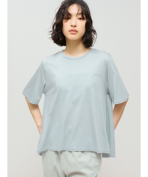 MIDIUMISOLID（ミディウミソリッド）の「MIDIUMISOLID クルーネックAラインプルオーバー（Tシャツ/カットソー・レディース・ライトブルー/ブラック/オフホワイト/ピンク・FREE）」の2枚目の写真