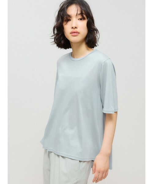 MIDIUMISOLID（ミディウミソリッド）の「MIDIUMISOLID クルーネックAラインプルオーバー（Tシャツ/カットソー・レディース・ライトブルー/ブラック/オフホワイト/ピンク・FREE）」の10枚目の写真