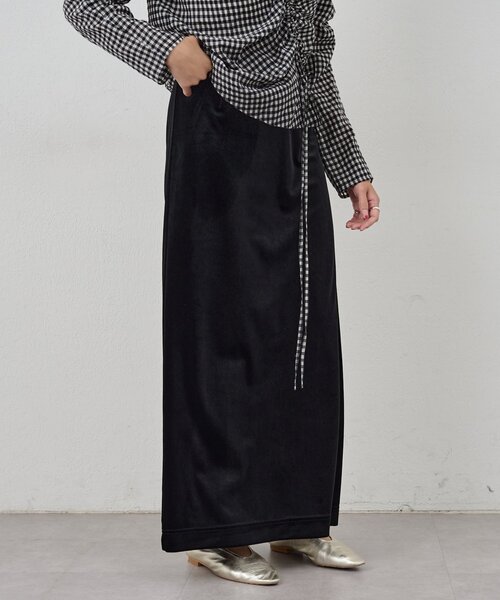 SHENERY(シーナリー)の「【新色登場】【セットアップ対応】ベロアタイトスカート(スカート・レディース・ブラック/ブラウン/ベージュ・36/38/34)」の12枚目の写真