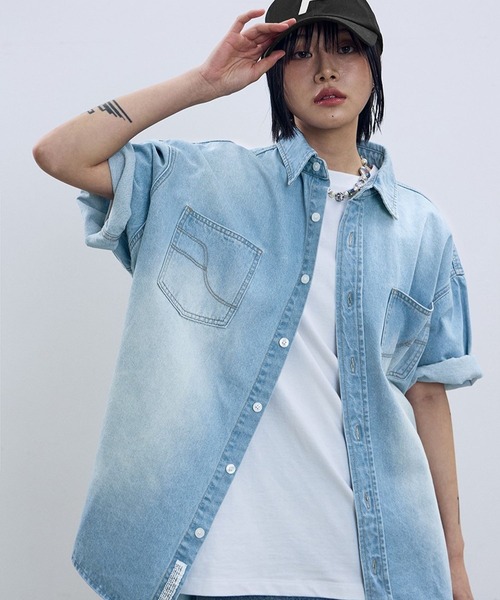 F.ILLUMINATE(フィルミネイト)の「【UNISEX】Filluminate/ステッチデニム半袖シャツ(シャツ/ブラウス・メンズ・スカイブルー/ライトブルー・SMALL/MEDIUM/LARGE)」の7枚目の写真