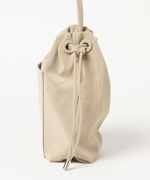 LAKOLE(ラコレ)の「ヌバック風ミニ巾着ショルダーバッグ / 574751(ショルダーバッグ・レディース・ブラック/ボルドー/グレイッシュベージュ・FREE)」の13枚目の写真