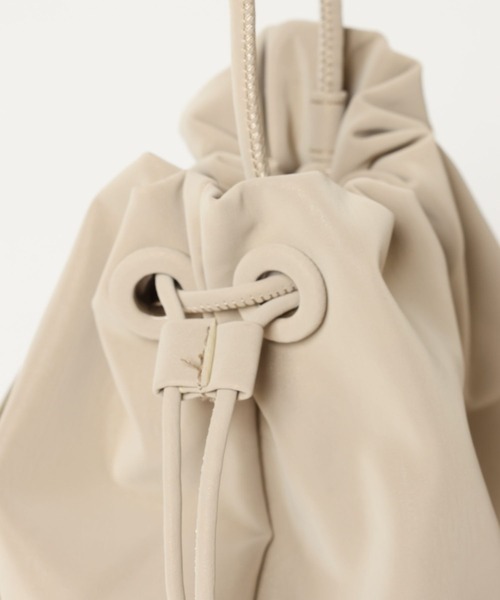 LAKOLE(ラコレ)の「ヌバック風ミニ巾着ショルダーバッグ / 574751(ショルダーバッグ・レディース・ブラック/ボルドー/グレイッシュベージュ・FREE)」の19枚目の写真