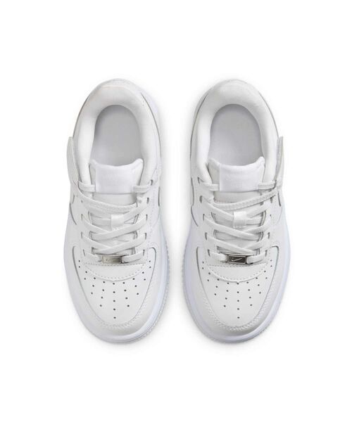 NIKE（ナイキ）の「ナイキ フォース 1 LOW イージーオン リトルキッズシューズ / Nike Force 1 Low EasyOn Little Kids' Shoes IH4498-101 White（スニーカー・キッズ・ホワイト・20.5/21.5/22/21/20/19.5/19/18.5/18/17.5/17/16.5）」の8枚目の写真