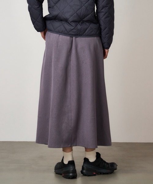 Gramicci（グラミチ）の「WOOL LIKE FLARE SKIRT｜ウールライクフレアスカート（スカート・レディース・ブラック/グレー/ブラウン/チャコール・S/L/XS/M/XL）」の9枚目の写真