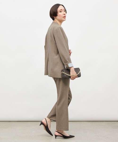 NOLLEY’S Sophi（ノーリーズソフィ）の「《セットアップ対応》ウォッシャブルソフトシャンブレーセミフレアパンツ（その他パンツ・レディース・カーキ/チャコールグレー・38/36/34）」の18枚目の写真