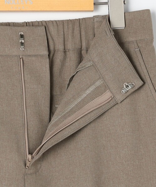 NOLLEY’S Sophi（ノーリーズソフィ）の「《セットアップ対応》ウォッシャブルソフトシャンブレーセミフレアパンツ（その他パンツ・レディース・カーキ/チャコールグレー・38/36/34）」の8枚目の写真