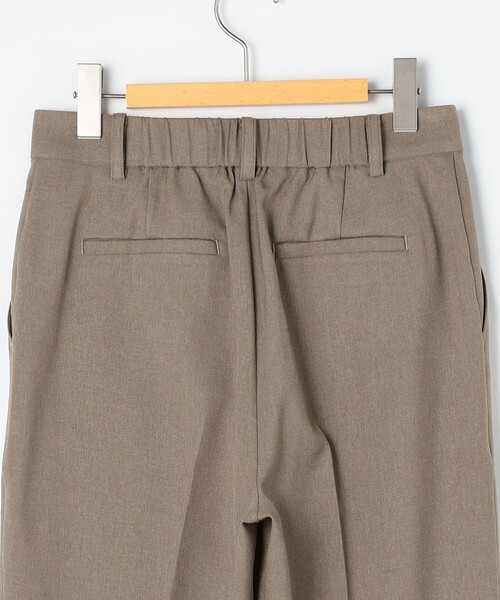 NOLLEY’S Sophi（ノーリーズソフィ）の「《セットアップ対応》ウォッシャブルソフトシャンブレーセミフレアパンツ（その他パンツ・レディース・カーキ/チャコールグレー・38/36/34）」の10枚目の写真