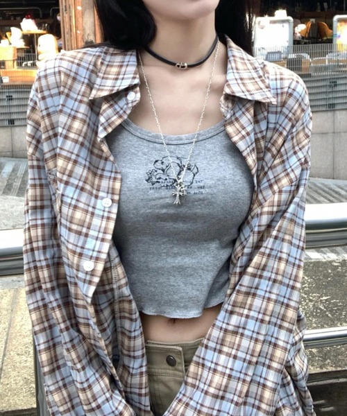 Sibra(シブラ)の「2柄展開チェックシャツ|ゆるシルエットで抜け感たっぷり◎(シャツ/ブラウス・レディース・ブルー/ベージュ・M)」の5枚目の写真