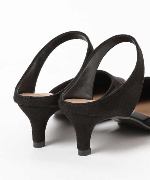 mysty woman(ミスティウーマン)の「スエードラインミュール 598043(パンプス・レディース・ベージュ/ブラック・LARGE/MEDIUM)」の12枚目の写真