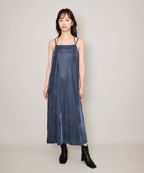QUEENS COURT(クイーンズコート)の「シアーベロアダブルストラップキャミドレス≪手洗い可能≫(ワンピース・レディース・ブルー/ブラック/ブラウン・M)」の15枚目の写真