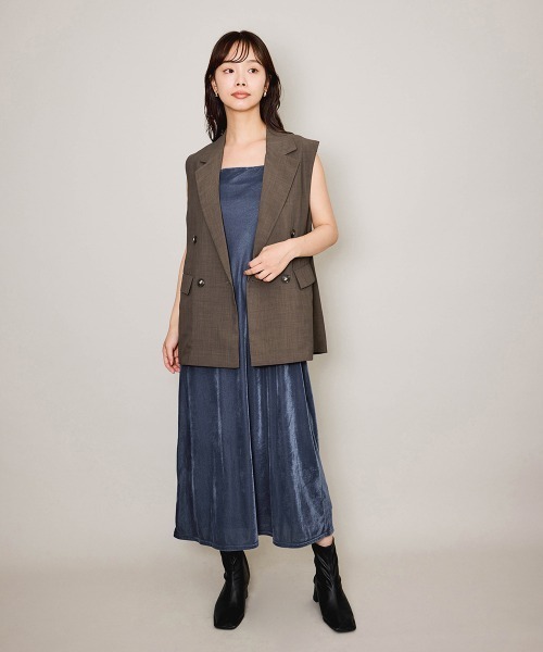 QUEENS COURT(クイーンズコート)の「シアーベロアダブルストラップキャミドレス≪手洗い可能≫(ワンピース・レディース・ブルー/ブラック/ブラウン・M)」の11枚目の写真