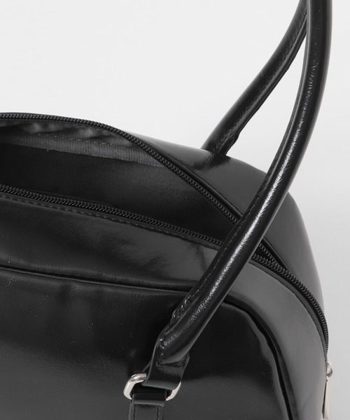 SENSE OF PLACE by URBAN RESEARCH(センスオブプレイスバイアーバンリサーチ)の「ロングハンドルボストンバッグ(ボストンバッグ・メンズ・チャコールグレー/ブラック/シルバー・ONE)」の16枚目の写真