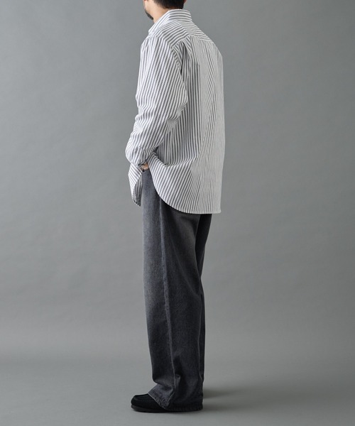 COLONY 2139(コロニートゥーワンスリーナイン)の「ジャガードストライプボタンダウンシャツ(シャツ/ブラウス・メンズ・ネイビー/ホワイト/ブルー・LARGE/MEDIUM)」の16枚目の写真