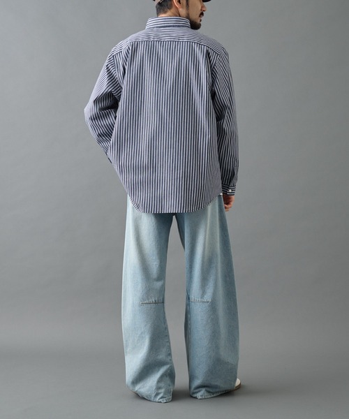 COLONY 2139(コロニートゥーワンスリーナイン)の「ジャガードストライプボタンダウンシャツ(シャツ/ブラウス・メンズ・ネイビー/ホワイト/ブルー・LARGE/MEDIUM)」の21枚目の写真