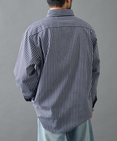 COLONY 2139(コロニートゥーワンスリーナイン)の「ジャガードストライプボタンダウンシャツ(シャツ/ブラウス・メンズ・ネイビー/ホワイト/ブルー・LARGE/MEDIUM)」の9枚目の写真