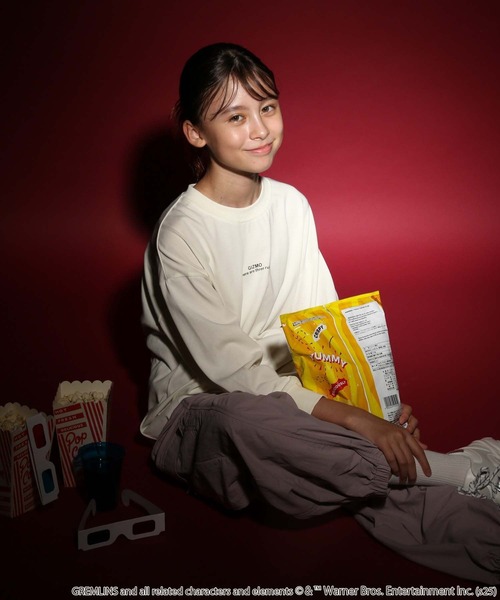 GLOBAL WORK（グローバルワーク）の「ヘビロッTEE/ムービー長袖/587895（Tシャツ/カットソー・キッズ・チャコールグレー/ライトグレー/ブラック/ホワイト系5/ホワイト系6・130cm/140cm/150cm/160cm）」の7枚目の写真