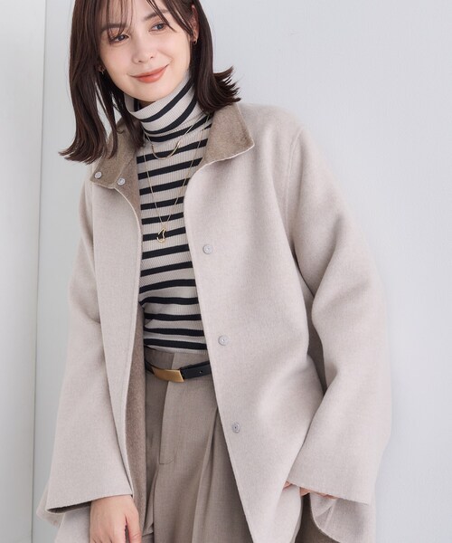 INDIVI（インディヴィ）の「【配色デザイン／ミドル丈】ウールリバー テントラインコート（その他アウター・レディース・ライトグレー系4/ネイビー系4/ベージュ系その他7・38/36/15 /13/05/40）」の2枚目の写真