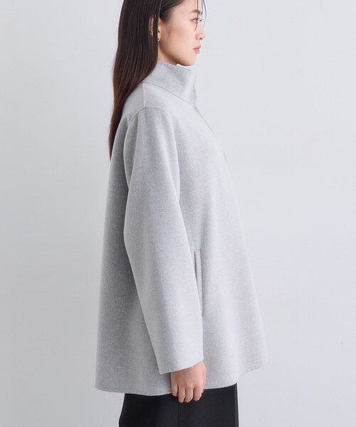 INDIVI（インディヴィ）の「【配色デザイン／ミドル丈】ウールリバー テントラインコート（その他アウター・レディース・ライトグレー系4/ネイビー系4/ベージュ系その他7・38/36/15 /13/05/40）」の18枚目の写真