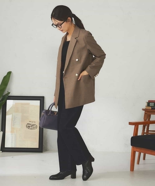 a.v.v（アーヴェヴェ）の「【マシンウォッシャブル】ダブルブレストジャケット（テーラードジャケット・レディース・ネイビー/モカ・36/38/40）」の18枚目の写真