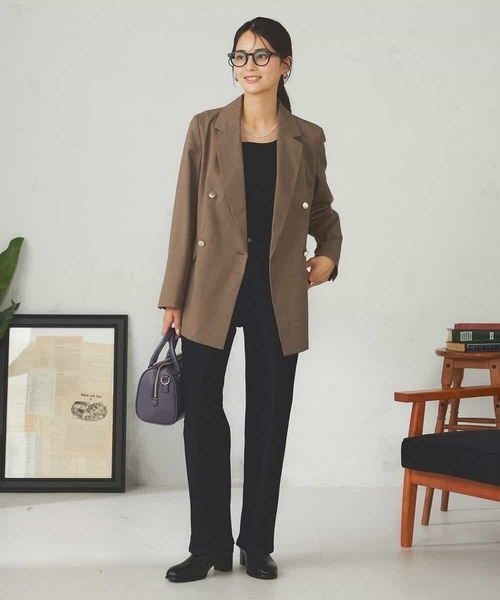 a.v.v（アーヴェヴェ）の「【マシンウォッシャブル】ダブルブレストジャケット（テーラードジャケット・レディース・ネイビー/モカ・36/38/40）」の19枚目の写真